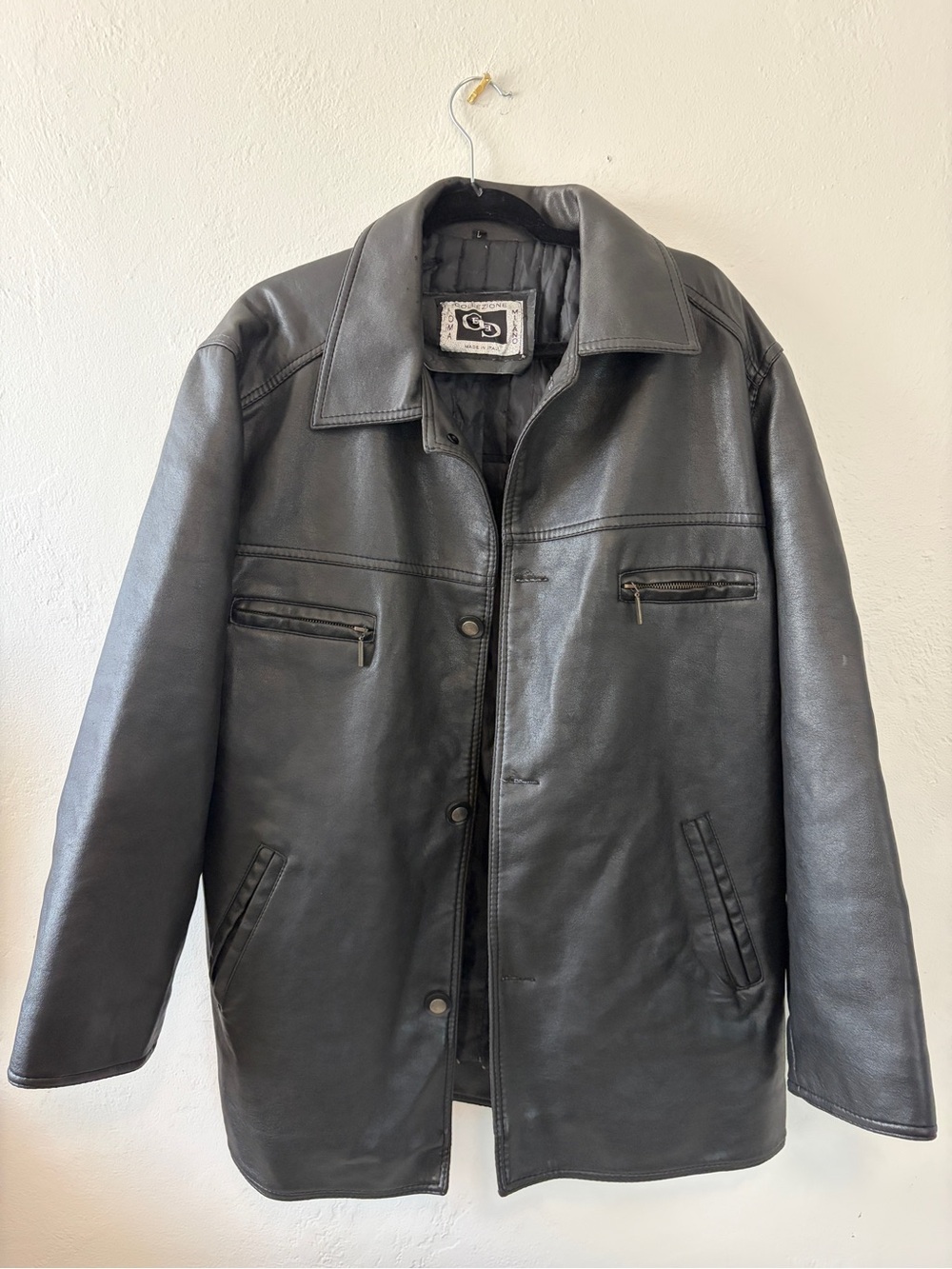Vintage Classic Men's Black Leather Jacket by